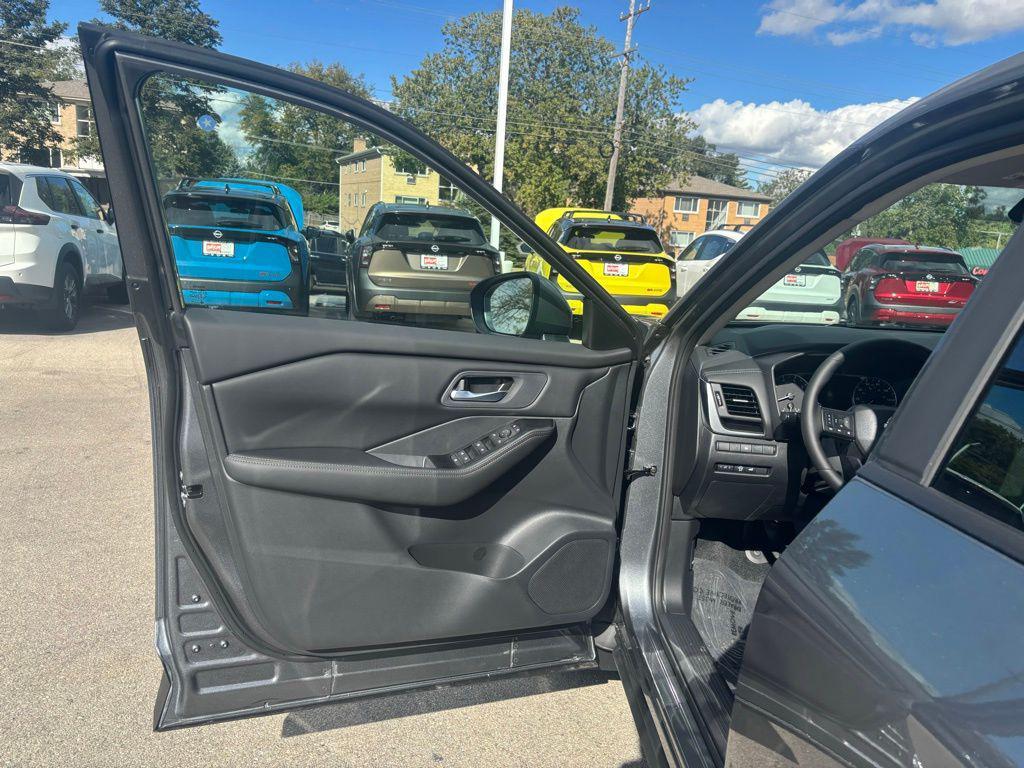 new 2026 Nissan Rogue car, priced at $32,400