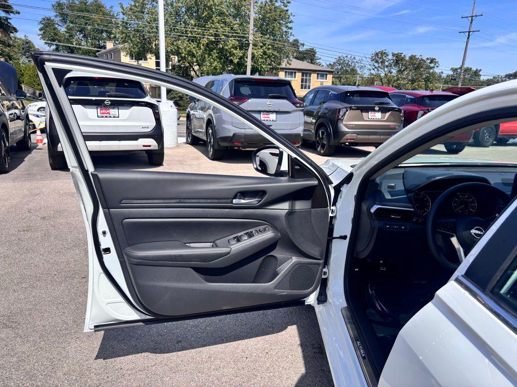 new 2025 Nissan Altima car, priced at $28,744