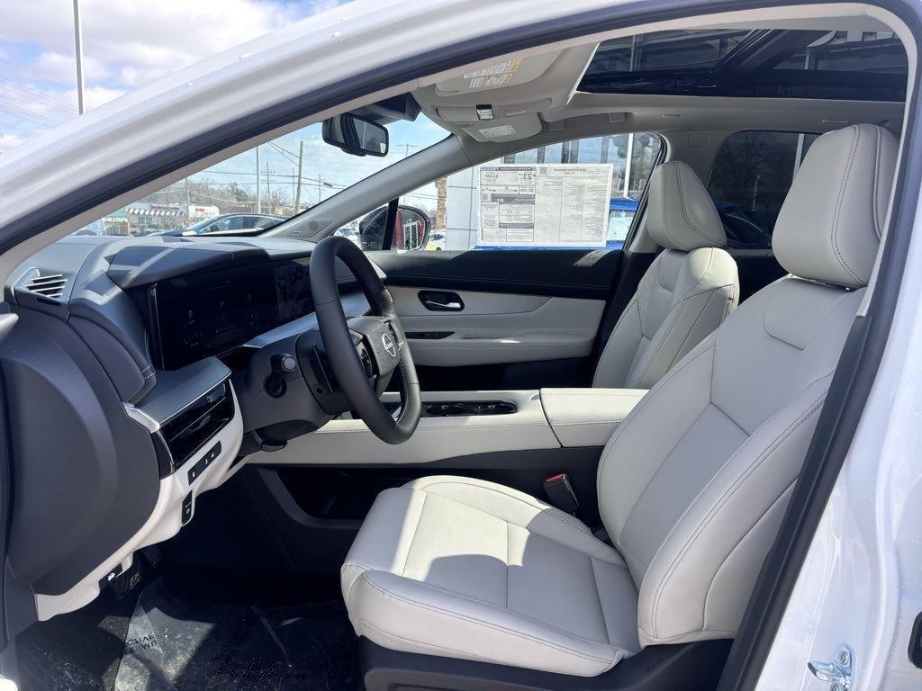 new 2025 Nissan Murano car, priced at $45,621