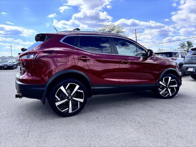 used 2020 Nissan Rogue Sport car, priced at $20,599