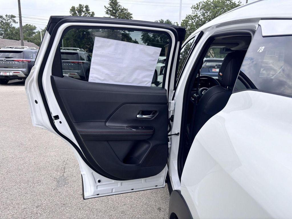 new 2025 Nissan Kicks car, priced at $28,731