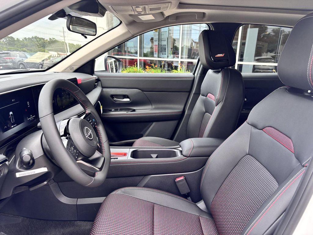 new 2025 Nissan Kicks car, priced at $28,731