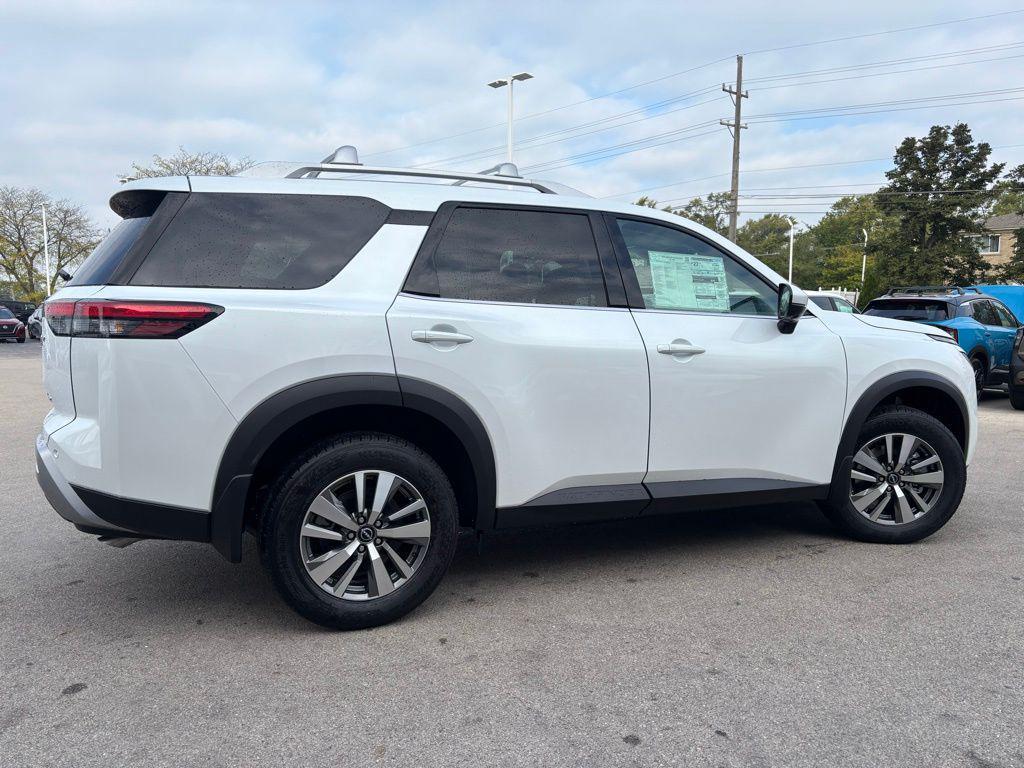 new 2025 Nissan Pathfinder car, priced at $38,336