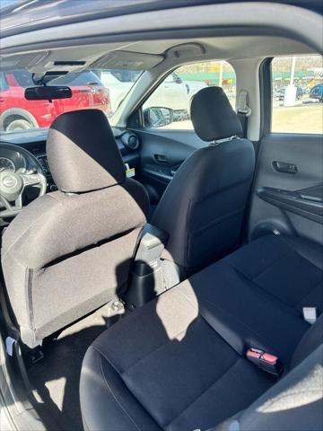 new 2025 Nissan Kicks car, priced at $22,760