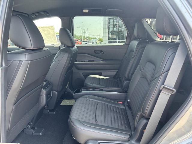 new 2025 Nissan Pathfinder car, priced at $42,688