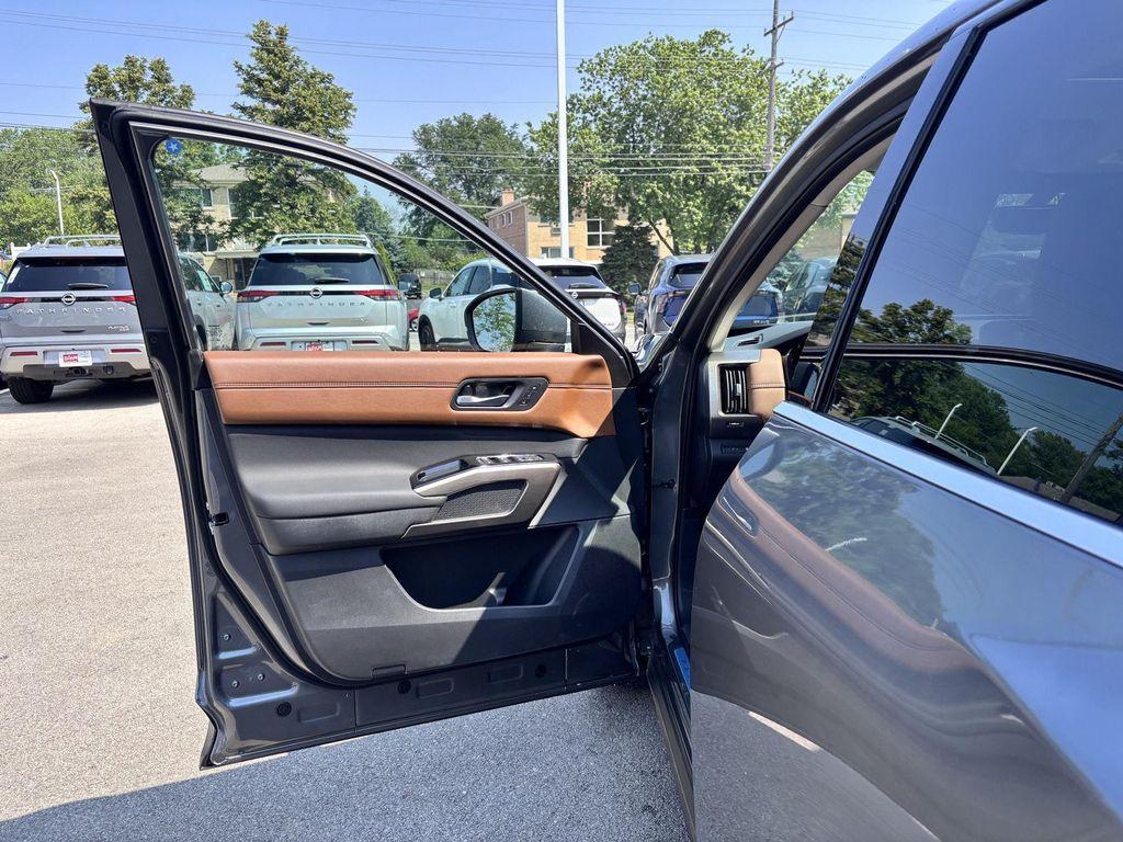 new 2025 Nissan Pathfinder car, priced at $49,459
