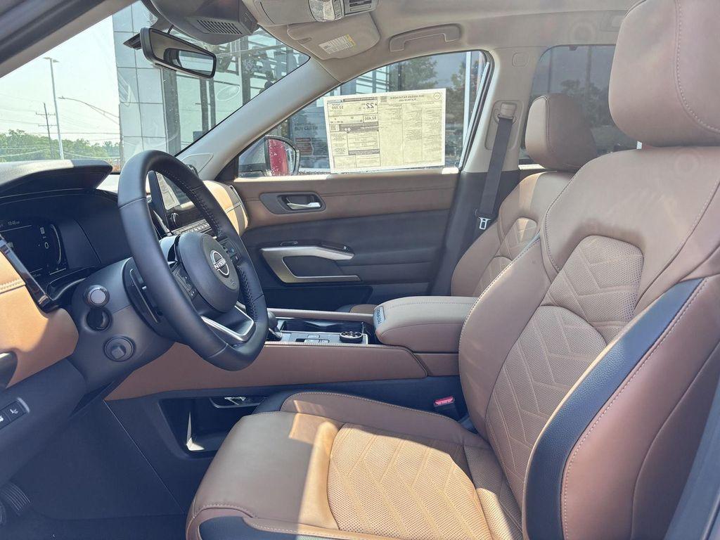 new 2025 Nissan Pathfinder car, priced at $49,459