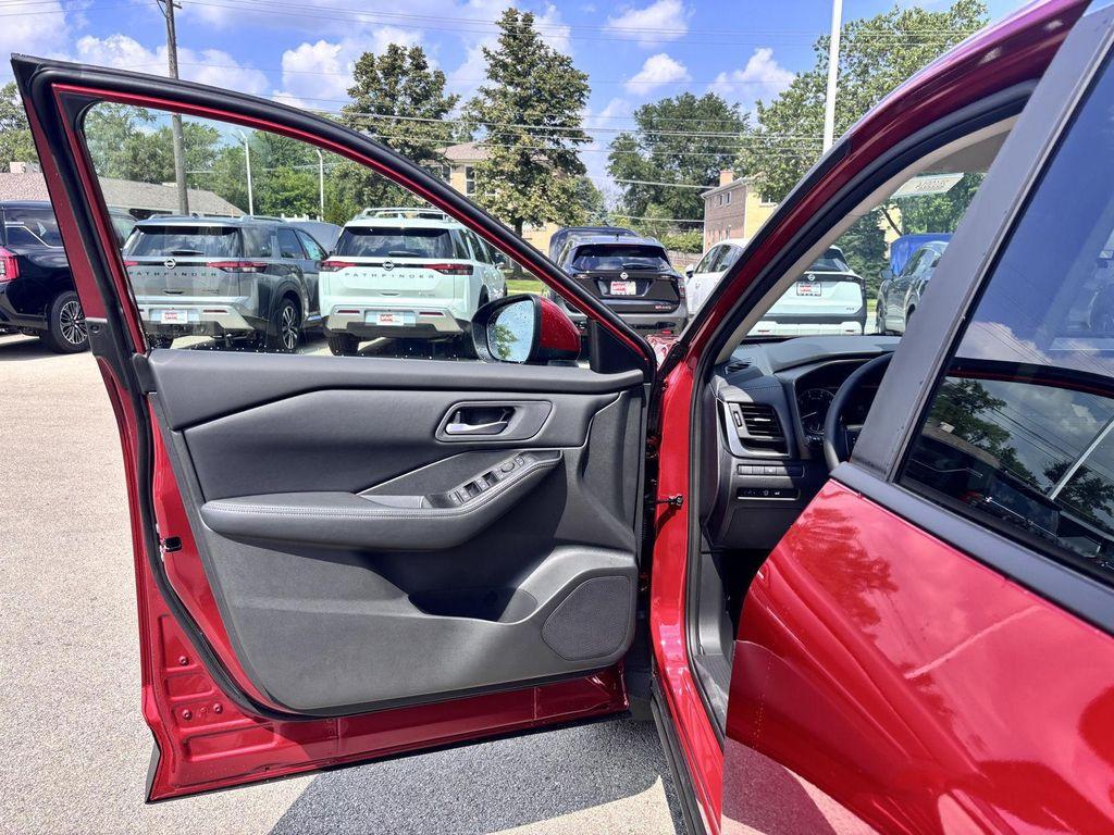 new 2026 Nissan Rogue car, priced at $31,565