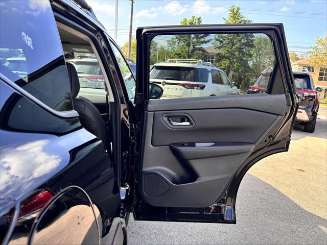 new 2025 Nissan Rogue car, priced at $33,246