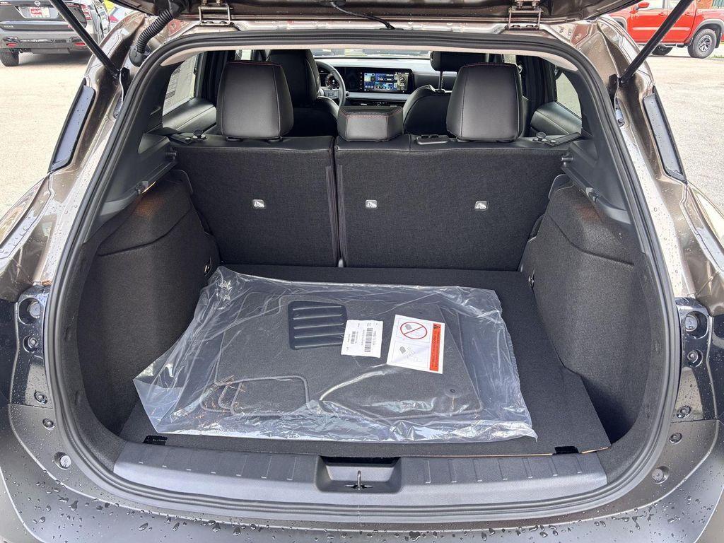 new 2025 Nissan Kicks car, priced at $28,168