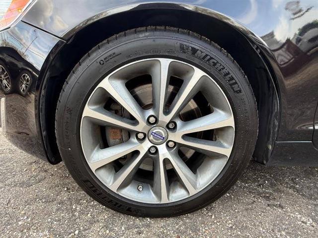 used 2013 Volvo C70 car, priced at $8,497