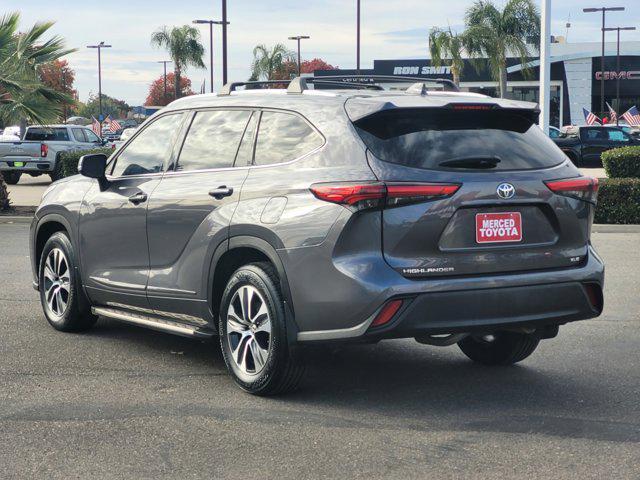 used 2021 Toyota Highlander car, priced at $29,987