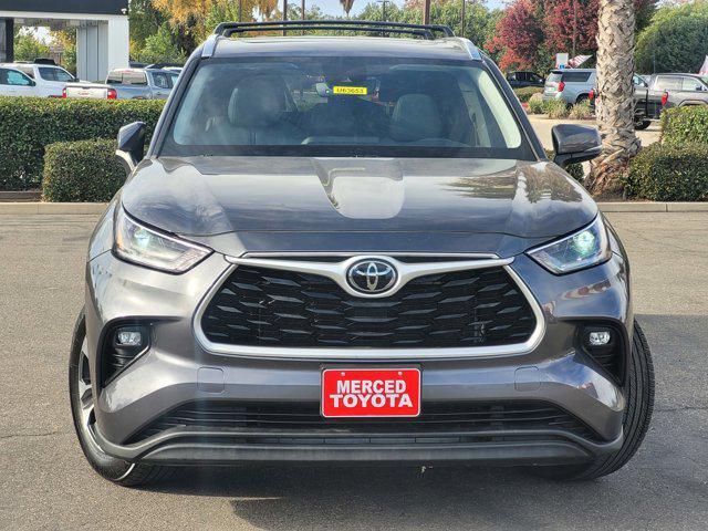 used 2021 Toyota Highlander car, priced at $29,987