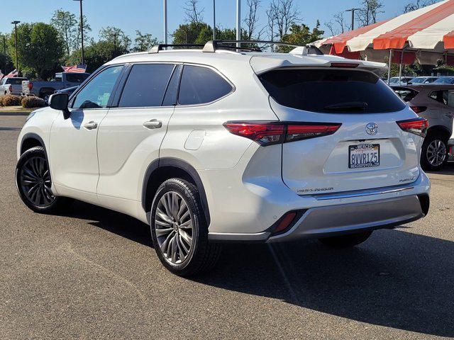 used 2021 Toyota Highlander car, priced at $36,487