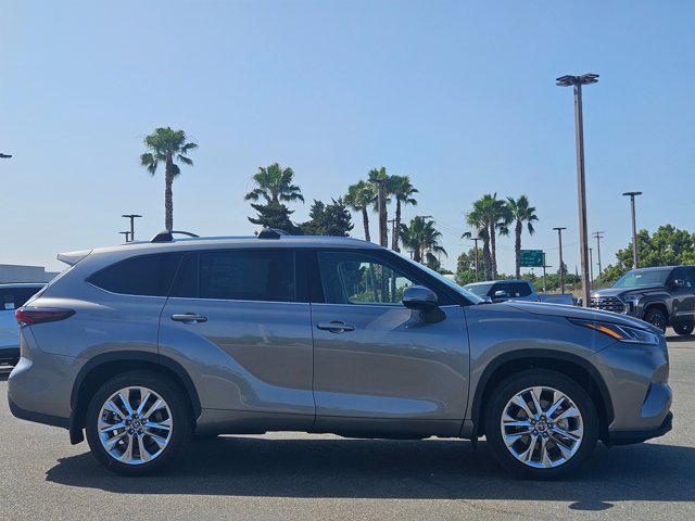 new 2025 Toyota Highlander car, priced at $52,367
