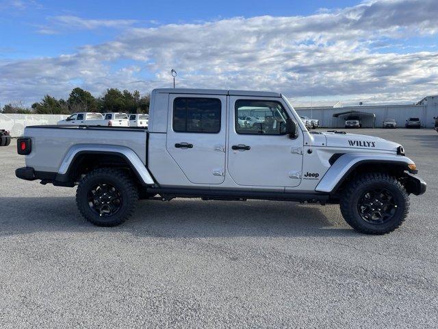 new 2023 Jeep Gladiator car, priced at $60,890