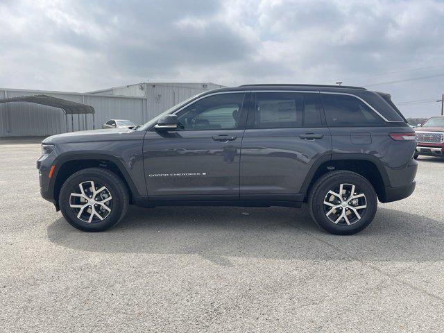 new 2024 Jeep Grand Cherokee car, priced at $36,795