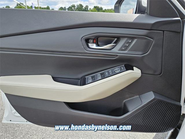 new 2025 Honda Accord Hybrid car, priced at $39,905