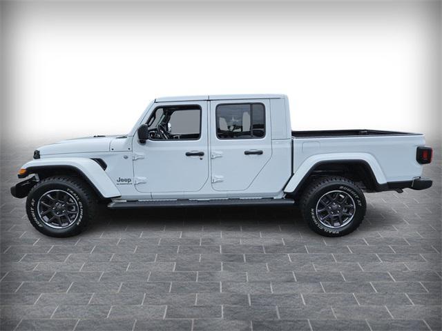 used 2023 Jeep Gladiator car, priced at $32,991
