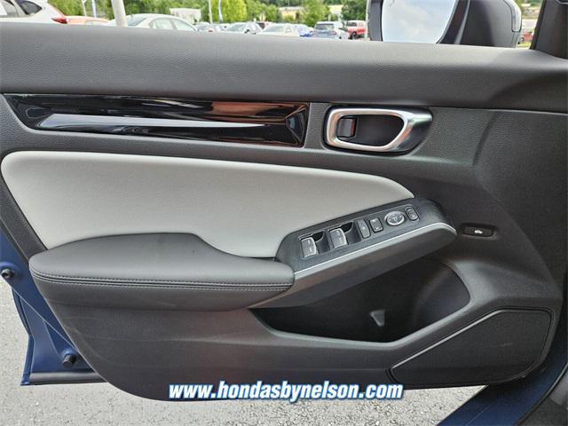 new 2025 Honda Civic Hybrid car, priced at $32,555