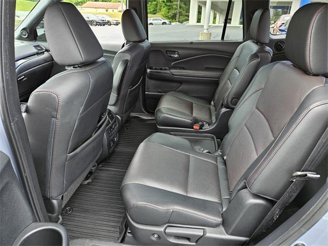 used 2022 Honda Pilot car, priced at $36,991