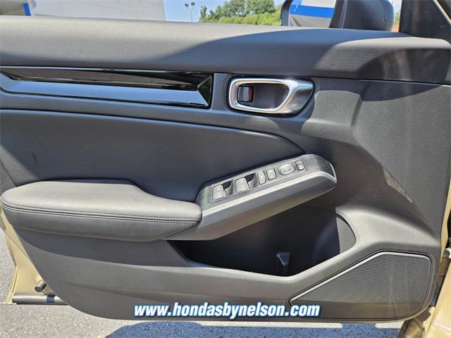 new 2025 Honda Civic Hybrid car, priced at $33,755