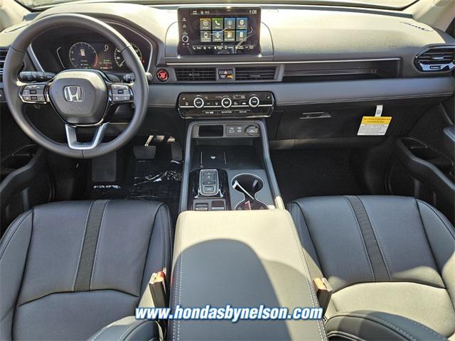 new 2025 Honda Pilot car, priced at $47,505