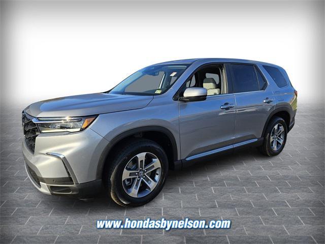 new 2025 Honda Pilot car, priced at $45,995