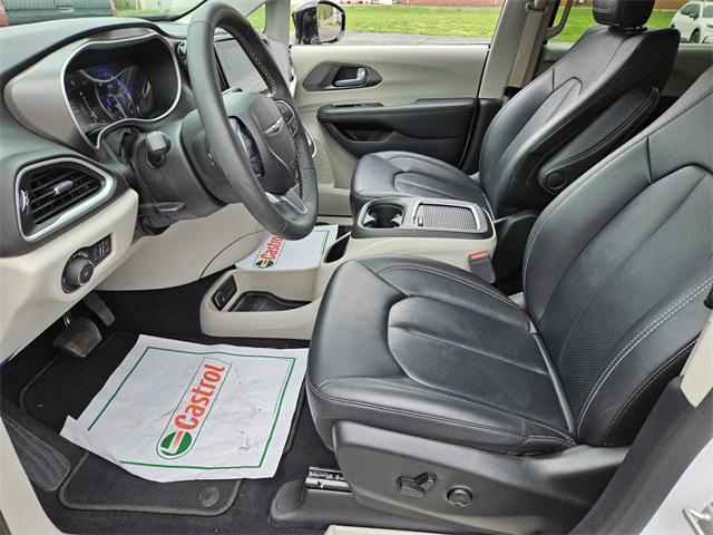 used 2024 Chrysler Pacifica car, priced at $34,991