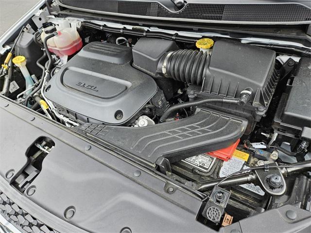 used 2024 Chrysler Pacifica car, priced at $34,991