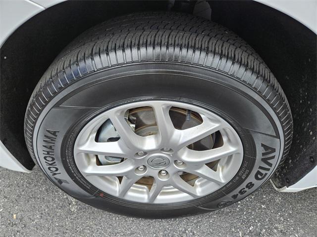 used 2024 Chrysler Pacifica car, priced at $34,991