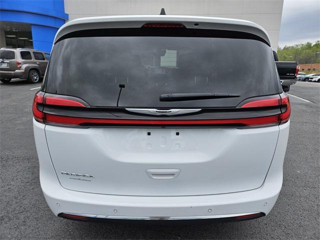 used 2024 Chrysler Pacifica car, priced at $34,991