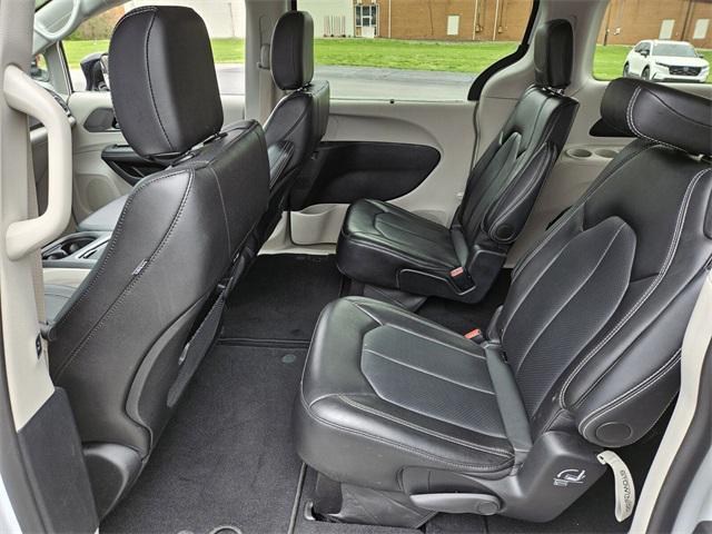used 2024 Chrysler Pacifica car, priced at $34,991