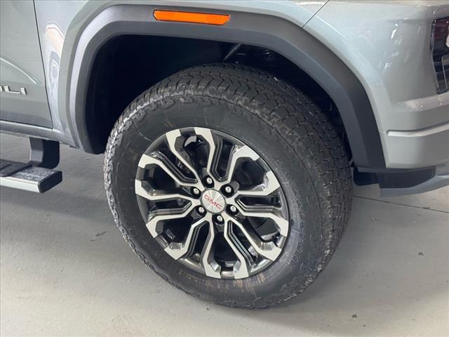 new 2025 GMC Canyon car, priced at $54,754