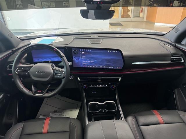 used 2024 Chevrolet Traverse car, priced at $54,291