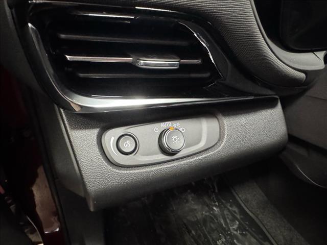 new 2025 Buick Envista car, priced at $28,945