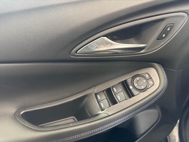 new 2025 Buick Encore GX car, priced at $33,115