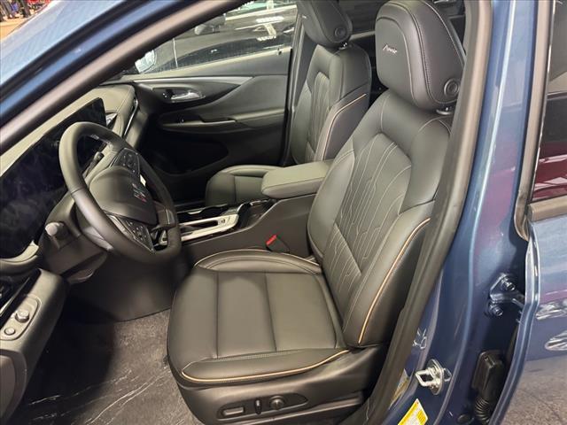 new 2025 Buick Envista car, priced at $30,485
