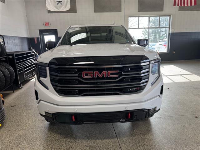 new 2025 GMC Sierra 1500 car, priced at $75,199