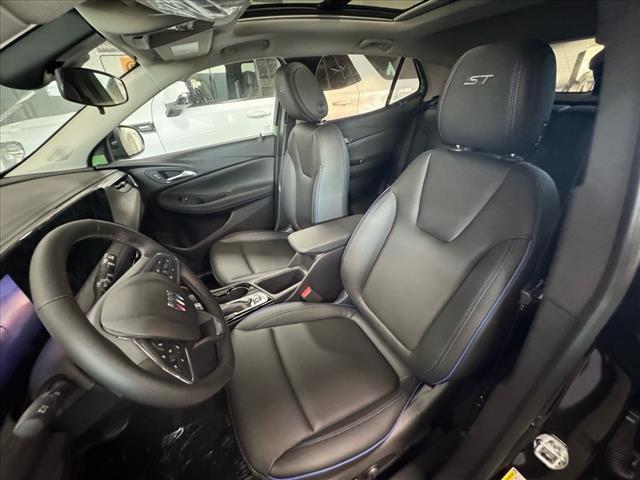 new 2025 Buick Encore GX car, priced at $32,960