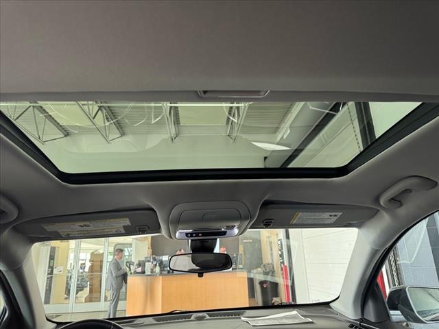 used 2020 Chevrolet Equinox car, priced at $19,999