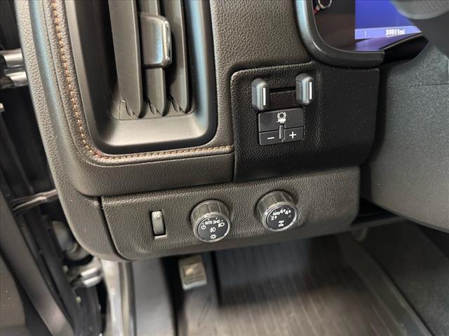used 2021 GMC Canyon car, priced at $32,500