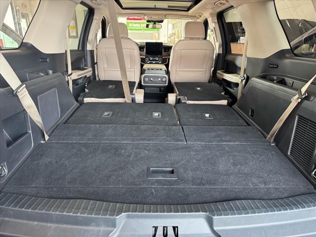 used 2024 Ford Expedition car, priced at $56,149