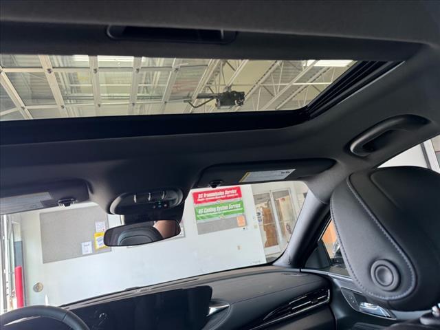 new 2025 Buick Envista car, priced at $30,320