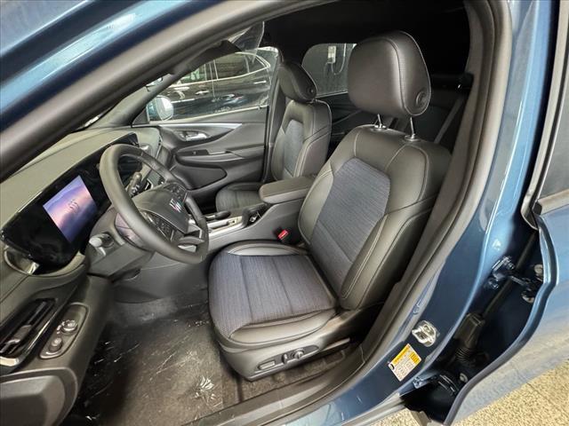 new 2025 Buick Envista car, priced at $25,585