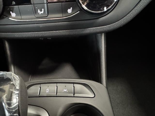 new 2025 Buick Envista car, priced at $25,585