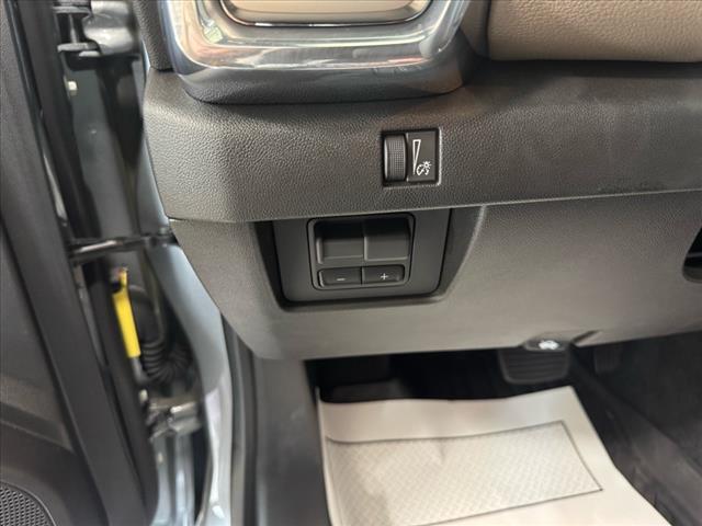 used 2024 GMC Canyon car, priced at $46,672