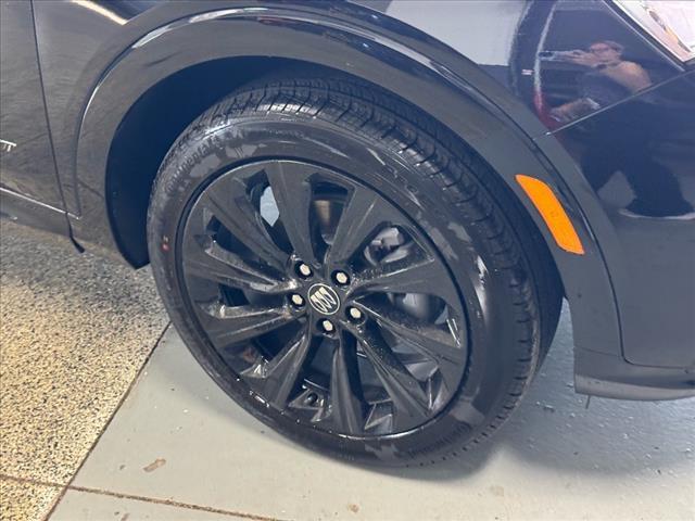 new 2025 Buick Envista car, priced at $30,815