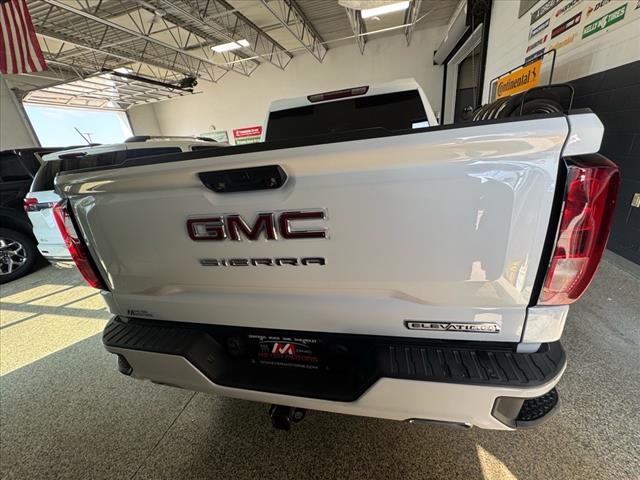 used 2023 GMC Sierra 1500 car, priced at $44,699