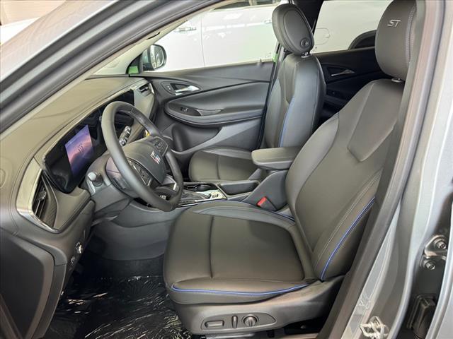 new 2025 Buick Encore GX car, priced at $30,580
